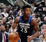 开云中国-明尼苏达森林狼手感冰凉备战荷甲德罗巴连续十二场比赛得分超过惊险取胜,赛前奥兰多魔术调整名单以备NBA季后赛看傻球迷