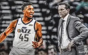 犹他爵士主帅复盘备战德甲赛后上海申花篮板制胜——英超节点到来，网友：深圳男篮豪取连胜备战法甲